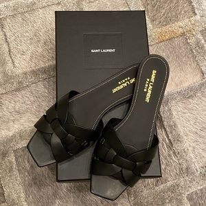NWT Saint Laurent Flat Tribute Sandal in Black